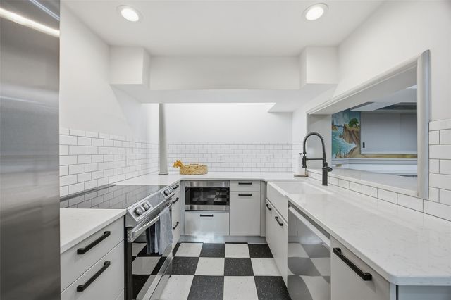 2249 Grande Avenue SE, Cedar Rapids, IA 52403