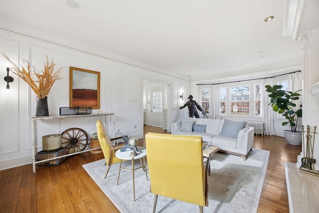 2249 Grande Avenue SE, Cedar Rapids, IA 52403