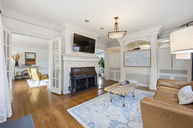 2249 Grande Avenue SE, Cedar Rapids, IA 52403