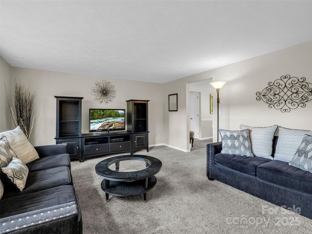 65 Brookside Drive 35, Hendersonville, NC 28792