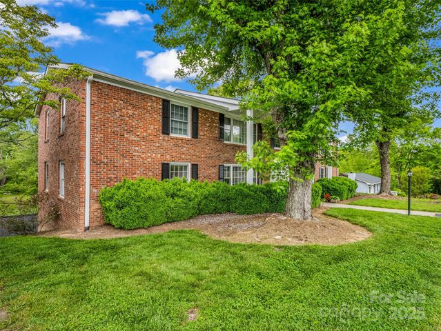 65 Brookside Drive 35, Hendersonville, NC 28792