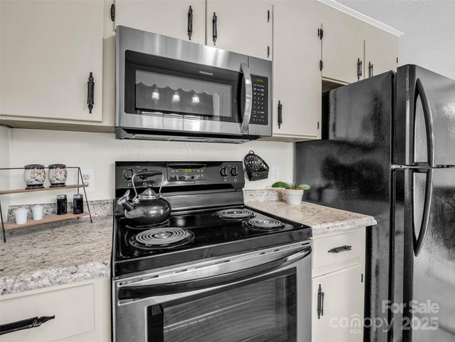 65 Brookside Drive 35, Hendersonville, NC 28792