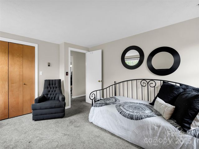 65 Brookside Drive 35, Hendersonville, NC 28792