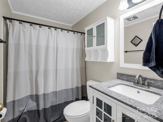 65 Brookside Drive 35, Hendersonville, NC 28792