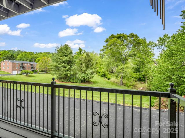 65 Brookside Drive 35, Hendersonville, NC 28792