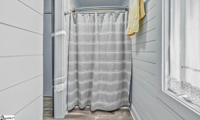 46 Lawrence Avenue, Fountain Inn, SC 29644