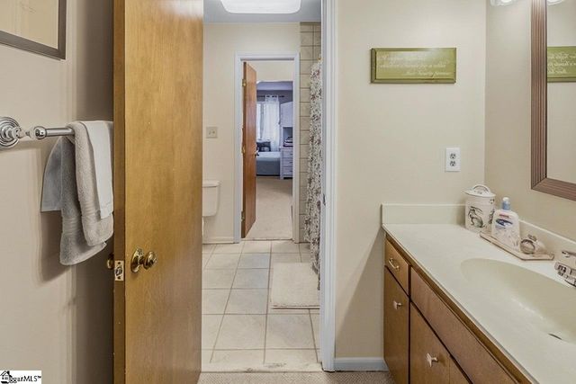 46 Lawrence Avenue, Fountain Inn, SC 29644