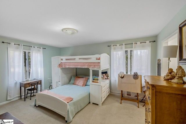 46 Lawrence Avenue, Fountain Inn, SC 29644