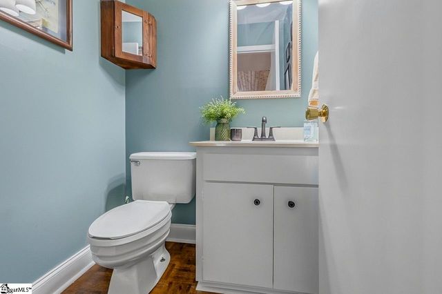 46 Lawrence Avenue, Fountain Inn, SC 29644