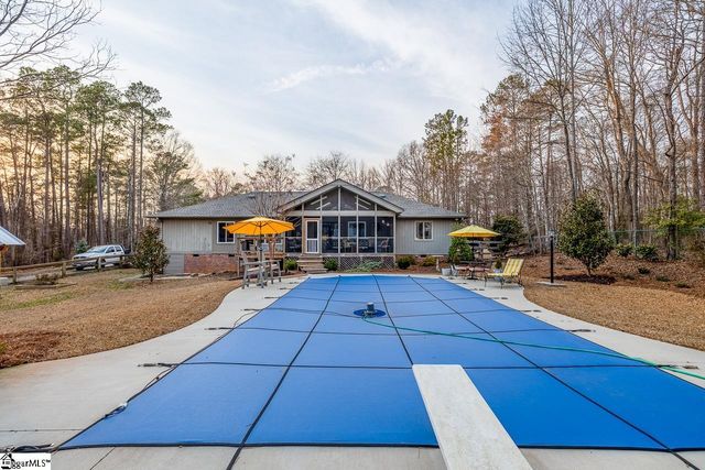 46 Lawrence Avenue, Fountain Inn, SC 29644