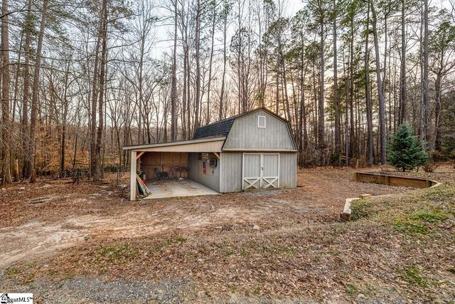 46 Lawrence Avenue, Fountain Inn, SC 29644