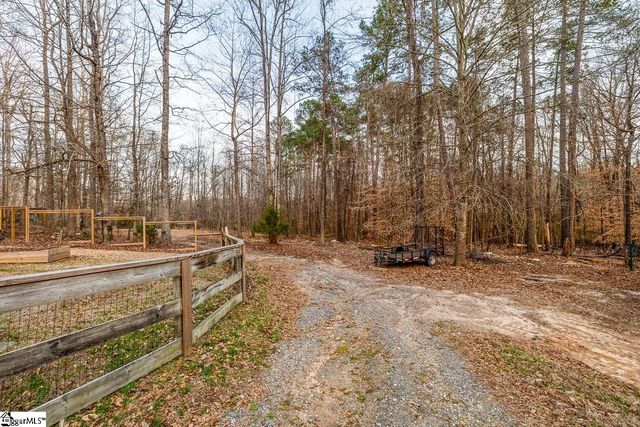 46 Lawrence Avenue, Fountain Inn, SC 29644