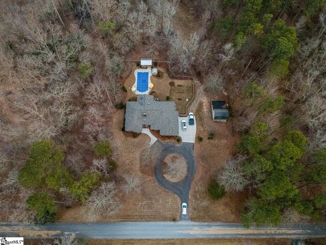 46 Lawrence Avenue, Fountain Inn, SC 29644