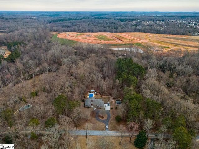 46 Lawrence Avenue, Fountain Inn, SC 29644