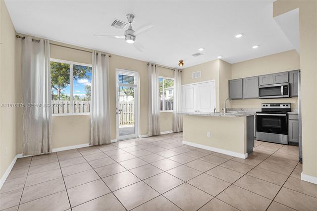 20894 NW 13th Ct, Miami Gardens, FL 33169