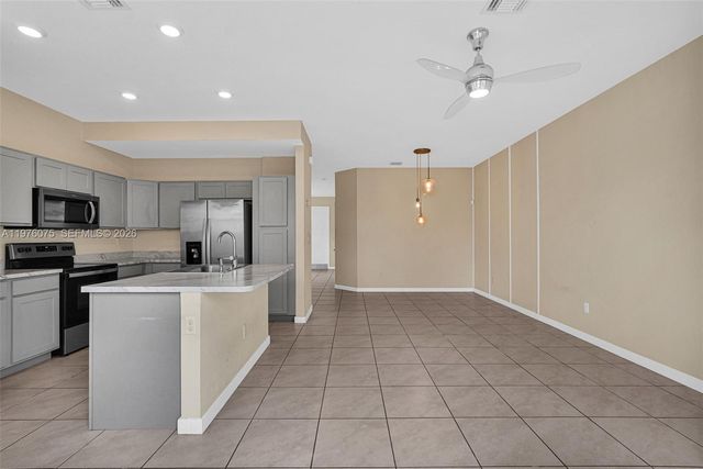 20894 NW 13th Ct, Miami Gardens, FL 33169