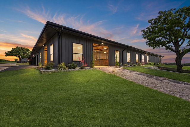 1643 Roland Road, Whitesboro, TX 76273