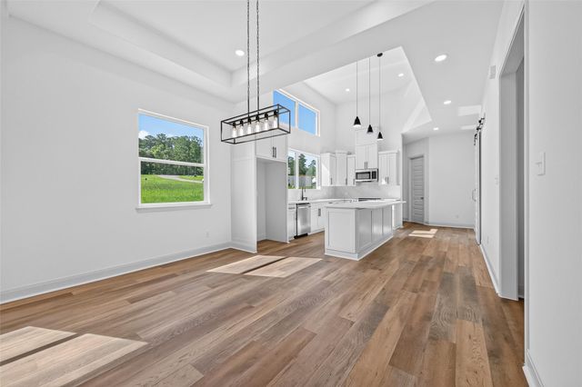 13 Silver Lakes Drive, Huntsville, TX 77340