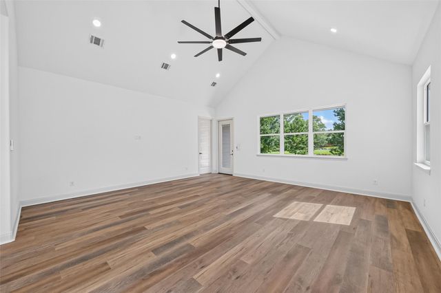 13 Silver Lakes Drive, Huntsville, TX 77340