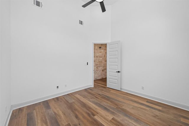 13 Silver Lakes Drive, Huntsville, TX 77340