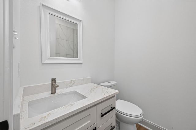 13 Silver Lakes Drive, Huntsville, TX 77340