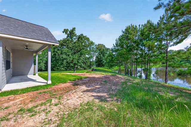 13 Silver Lakes Drive, Huntsville, TX 77340