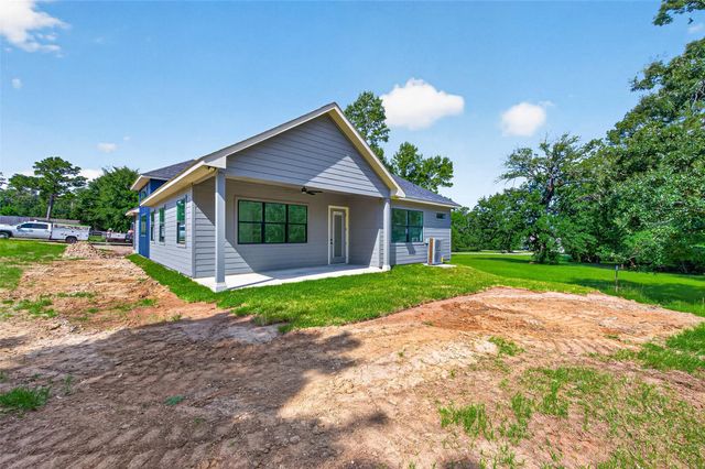 13 Silver Lakes Drive, Huntsville, TX 77340