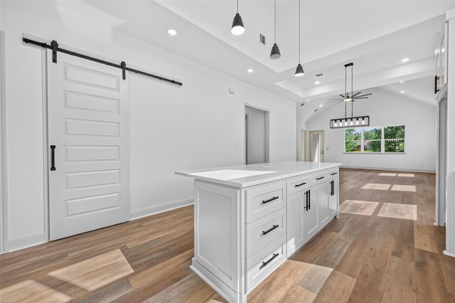 13 Silver Lakes Drive, Huntsville, TX 77340