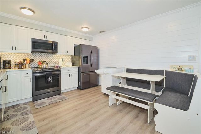 6777 Winkler RD 228, Fort Myers, FL 33919