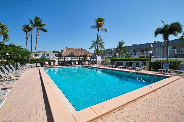 6777 Winkler RD 228, Fort Myers, FL 33919