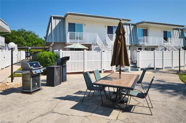 6777 Winkler RD 228, Fort Myers, FL 33919