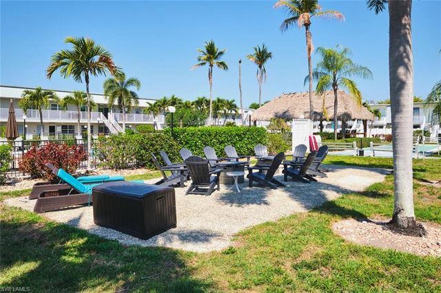 6777 Winkler RD 228, Fort Myers, FL 33919