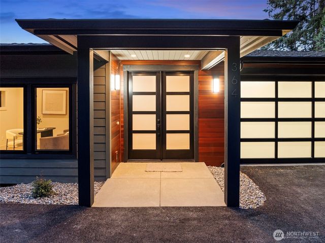 364 N Shore Blvd, Fox Island, WA 98333