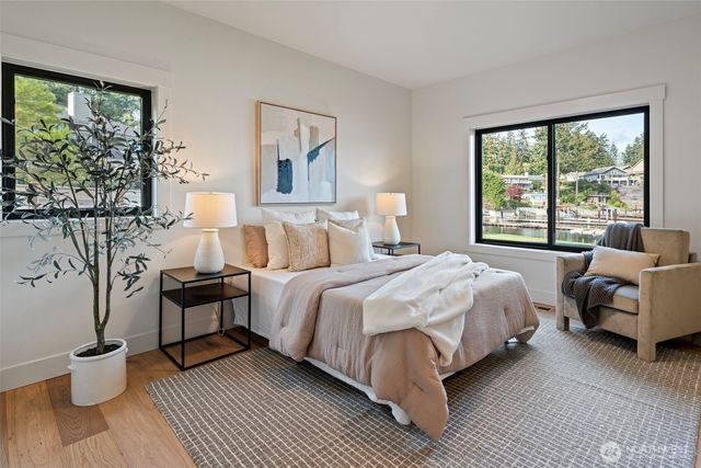 364 N Shore Blvd, Fox Island, WA 98333