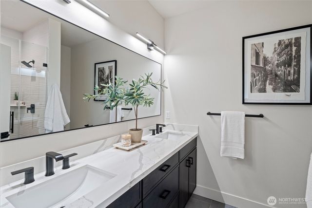 364 N Shore Blvd, Fox Island, WA 98333