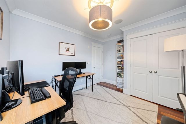 29 Mount Vernon St 29-3, Boston, MA 02125