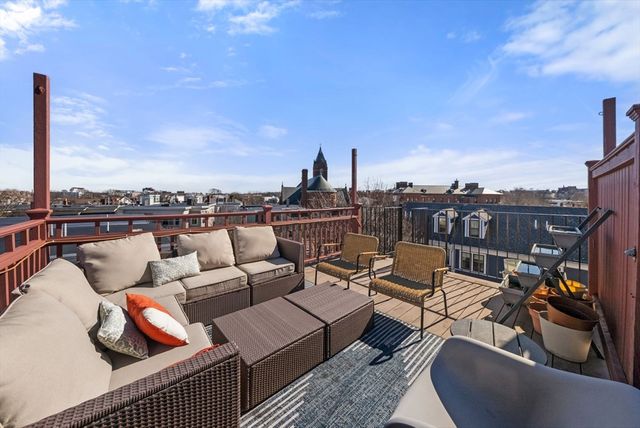 29 Mount Vernon St 29-3, Boston, MA 02125