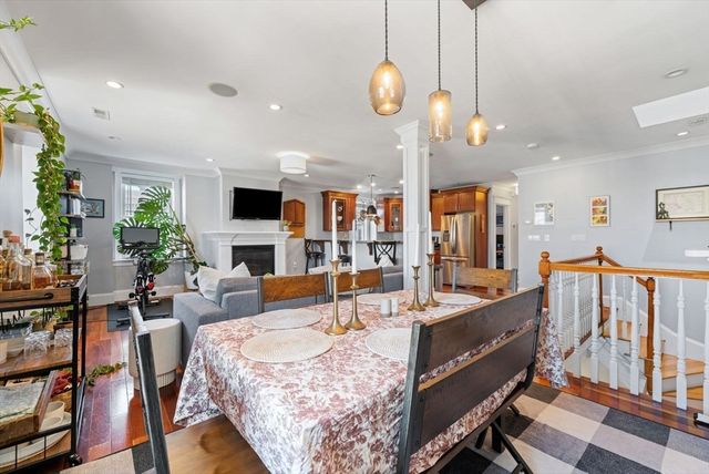 29 Mount Vernon St 29-3, Boston, MA 02125