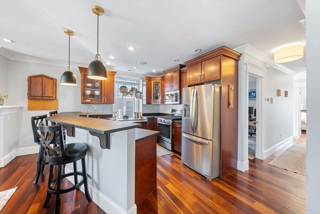 29 Mount Vernon St 29-3, Boston, MA 02125