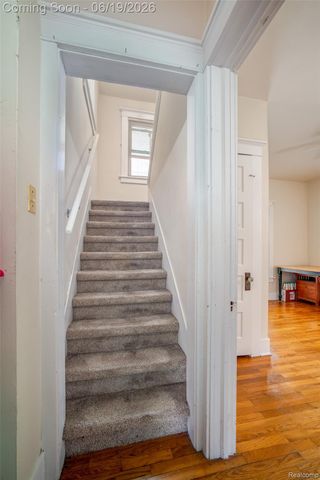 11 Leonore Street, Mt. Clemens, MI 48043