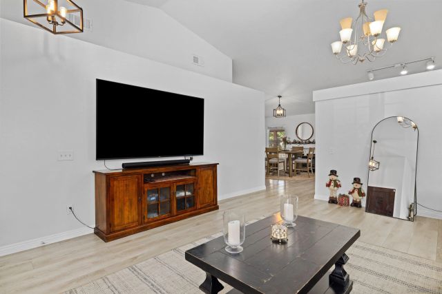 286 Glendale Ave, San Marcos, CA 92069