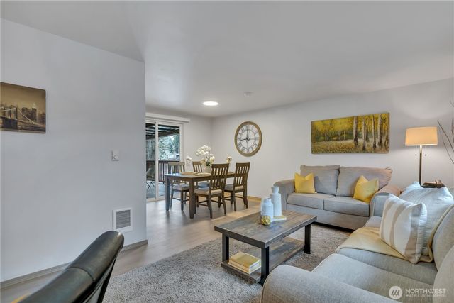 10410 206th Avenue E, Bonney Lake, WA 98391