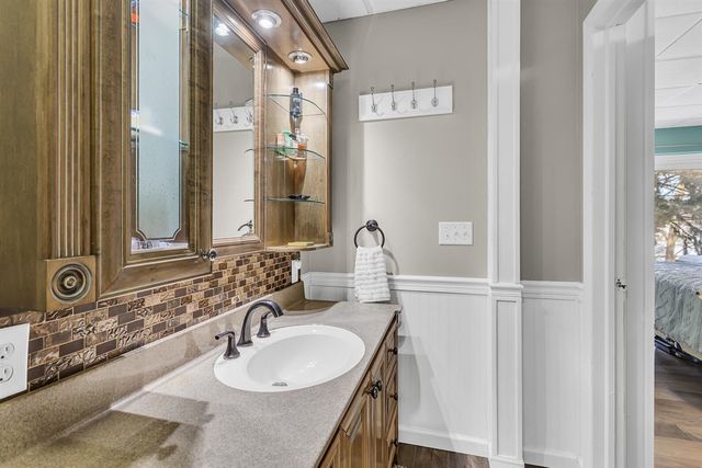 14408 Kildare Lane, Cement City, MI 49233