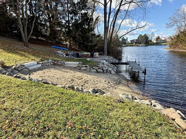 14408 Kildare Lane, Cement City, MI 49233