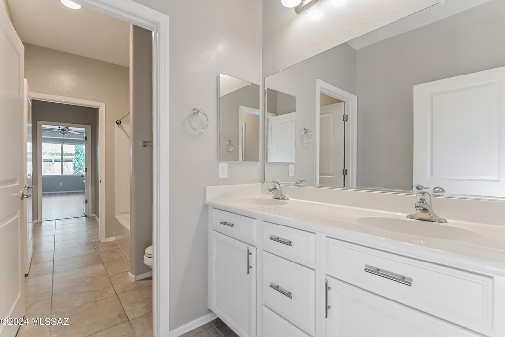 7184 S Paseo Monte Verde, Tucson, AZ 85756