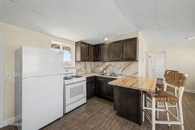 1535 E CHRISTY Drive, Phoenix, AZ 85020