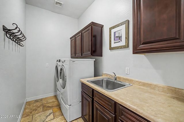 3552 E GRAND CANYON Place, Chandler, AZ 85249