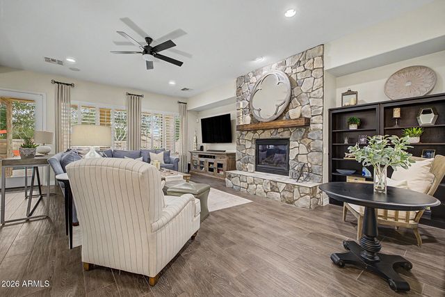3552 E GRAND CANYON Place, Chandler, AZ 85249