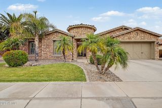 3552 E GRAND CANYON Place, Chandler, AZ 85249