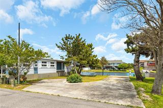 3665 Sandpiper RD # 181, Virginia Beach, VA 23456